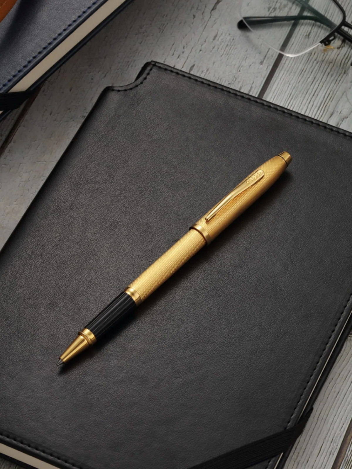 Century® II Polished 23KT Gold-plated Engraved Diamond Pattern Selectip Rollerball Pen - Image 6